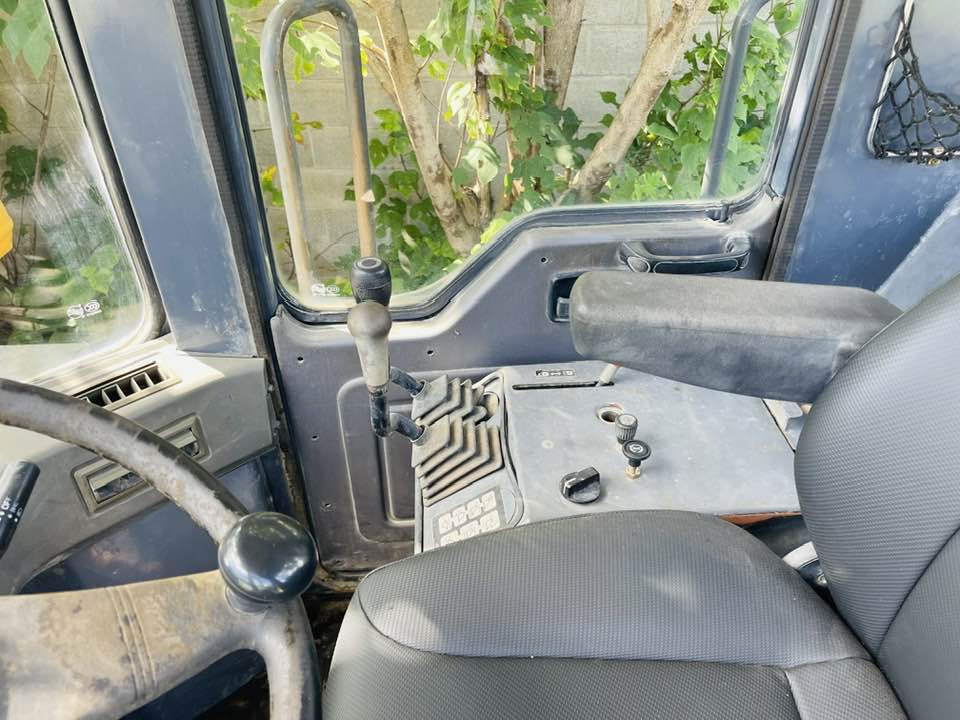 Komatsu WA380-8 - اللودر بعجل: صورة 2 Komatsu WA380-8 - اللودر بعجل: صورة 2