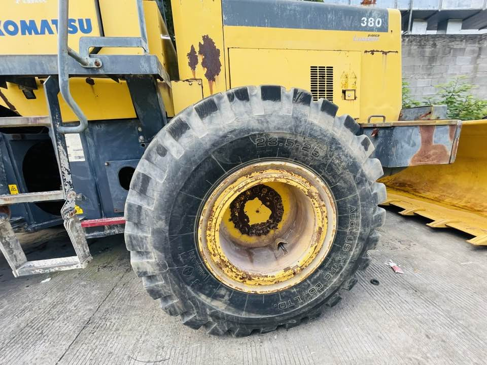 Komatsu WA380-8 - اللودر بعجل: صورة 5 Komatsu WA380-8 - اللودر بعجل: صورة 5