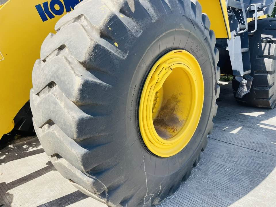 Komatsu WA470 - اللودر بعجل: صورة 4 Komatsu WA470 - اللودر بعجل: صورة 4