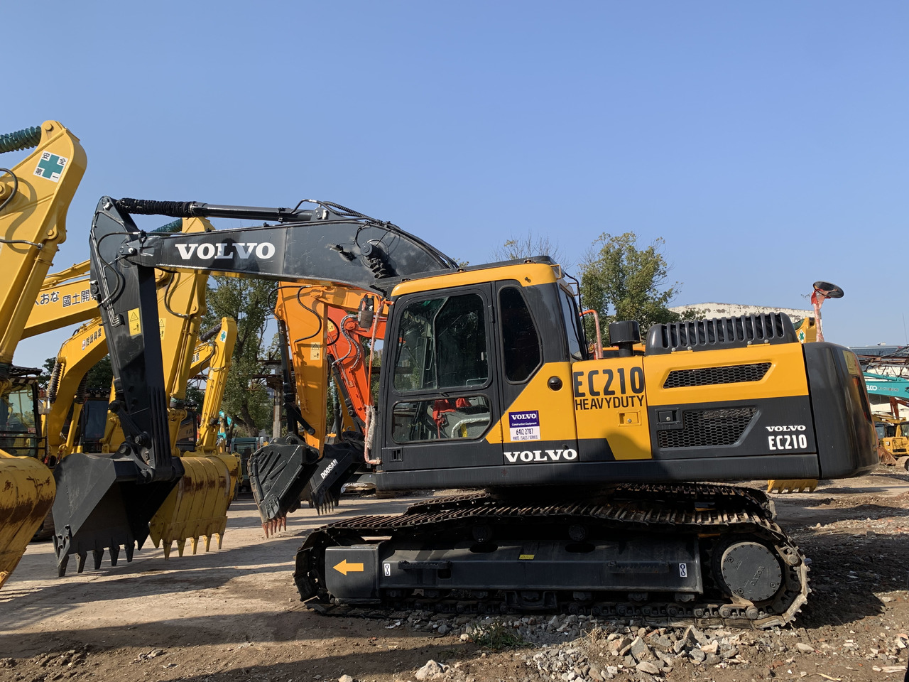 Volvo EC210D - حفارة دولاب: صورة 1 Volvo EC210D - حفارة دولاب: صورة 1