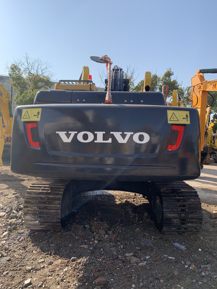 Volvo EC210D - حفارة دولاب: صورة 2 Volvo EC210D - حفارة دولاب: صورة 2