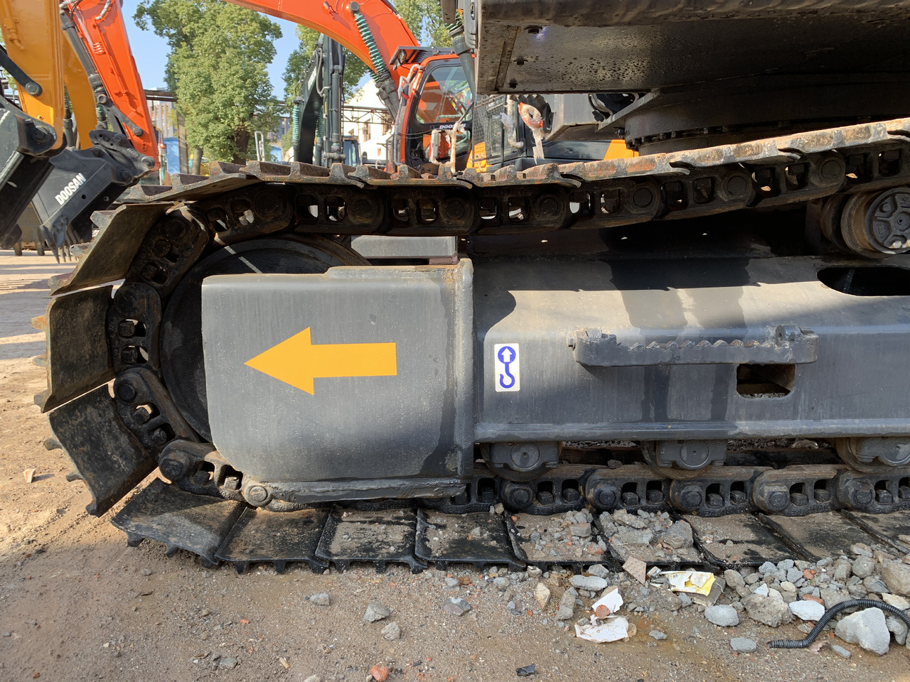 Volvo EC210D - حفارة دولاب: صورة 4 Volvo EC210D - حفارة دولاب: صورة 4