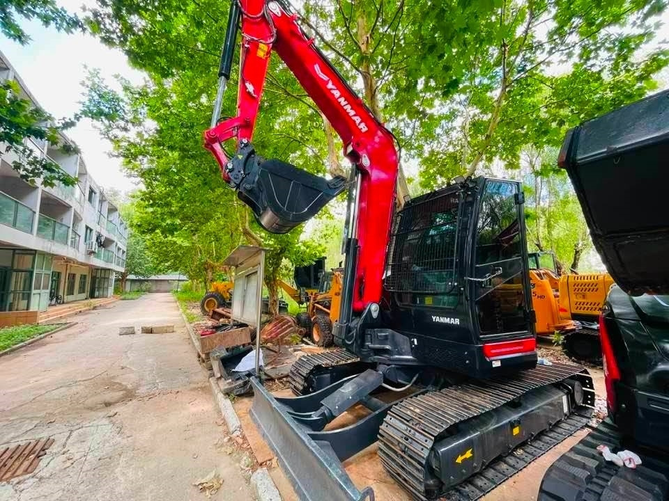 Yanmar VIO80-1A - حفارة مُصَّغرة: صورة 1 Yanmar VIO80-1A - حفارة مُصَّغرة: صورة 1