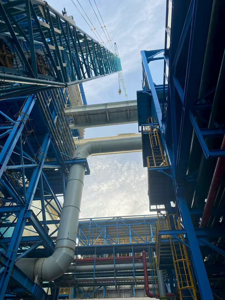 Kobelco 7200 - رافعة مجنزرة: صورة 4 Kobelco 7200 - رافعة مجنزرة: صورة 4