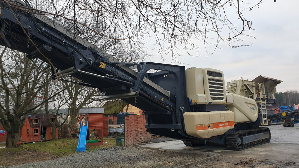 Metso LT1213 - كسارة التصادمية: صورة 1 Metso LT1213 - كسارة التصادمية: صورة 1