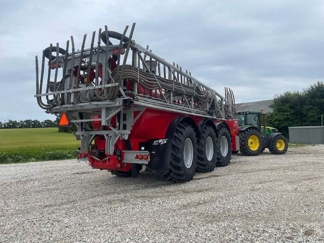 AP GV38 X-LINE  - صهريج السماد السائل: صورة 3 AP GV38 X-LINE  - صهريج السماد السائل: صورة 3