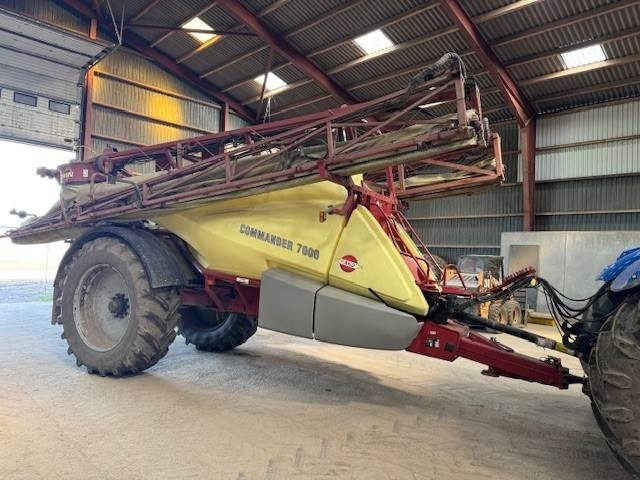 Hardi COMMANDER 7000I TWIN - بخاخ مقطورة: صورة 1 Hardi COMMANDER 7000I TWIN - بخاخ مقطورة: صورة 1