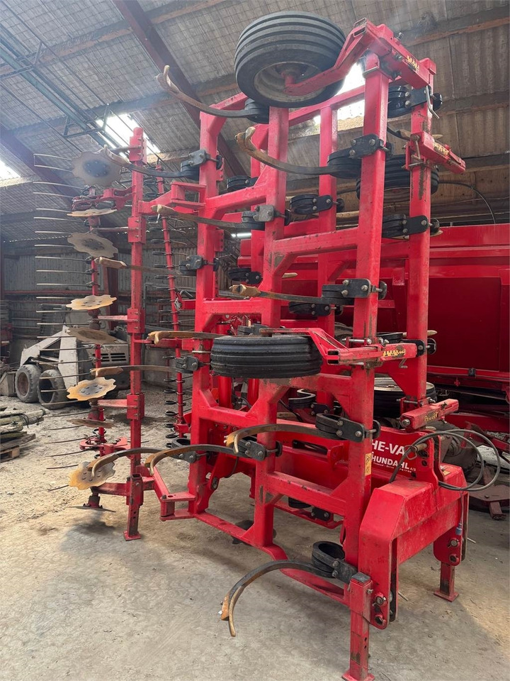 He-Va TRIPLE-TILLER AIRY 6 - زحافة: صورة 1 He-Va TRIPLE-TILLER AIRY 6 - زحافة: صورة 1