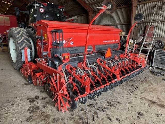 Kuhn SITERA 4000 + TF1500 - آلة البذار متعددة الوظائف: صورة 1 Kuhn SITERA 4000 + TF1500 - آلة البذار متعددة الوظائف: صورة 1