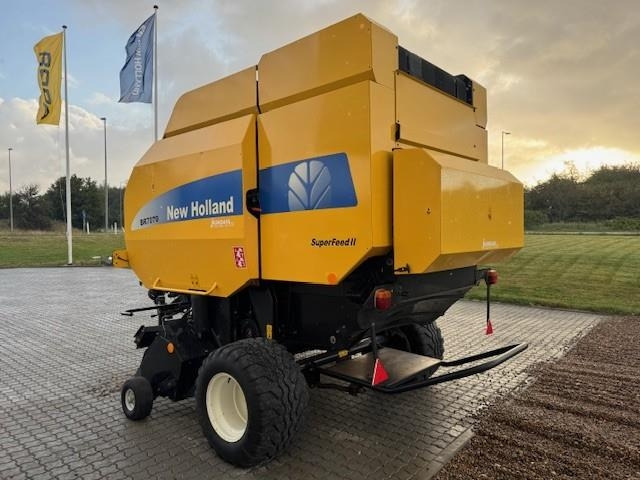 New Holland BR7070 - مكنة: صورة 5 New Holland BR7070 - مكنة: صورة 5