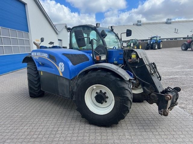 New Holland LM7.42 ELITE - رافعة تلسكوبية: صورة 2 New Holland LM7.42 ELITE - رافعة تلسكوبية: صورة 2