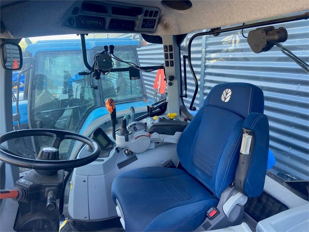 New Holland T7.190 RC - جرار: صورة 2 New Holland T7.190 RC - جرار: صورة 2