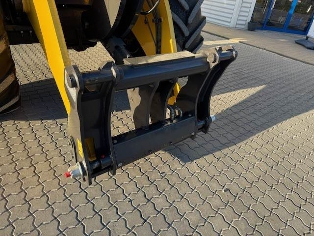 اللودر بعجل New Holland W170D2 TRIN 5-Z: صورة 9 اللودر بعجل New Holland W170D2 TRIN 5-Z: صورة 9