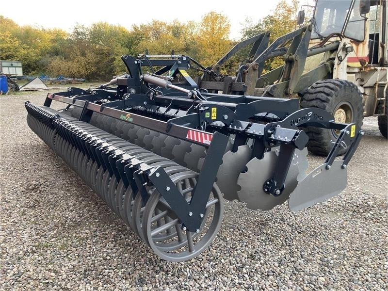 Agro-Tom 6 meter liftophængt - قرص مسلفة: صورة 1 Agro-Tom 6 meter liftophængt - قرص مسلفة: صورة 1