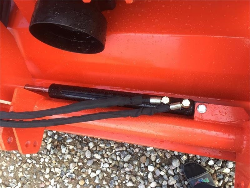 Boxer AG 2800 front og bagmonteret - التقطيع جزازة: صورة 5 Boxer AG 2800 front og bagmonteret - التقطيع جزازة: صورة 5