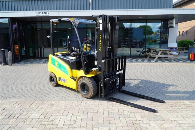 Eurotrac EL TRUCK - رافعة شوكية كهربائية: صورة 5 Eurotrac EL TRUCK - رافعة شوكية كهربائية: صورة 5
