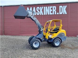Eurotrac W12 Eurotrac W12s m. mellem arm - لودر مفصلي صغير: صورة 1 Eurotrac W12 Eurotrac W12s m. mellem arm - لودر مفصلي صغير: صورة 1