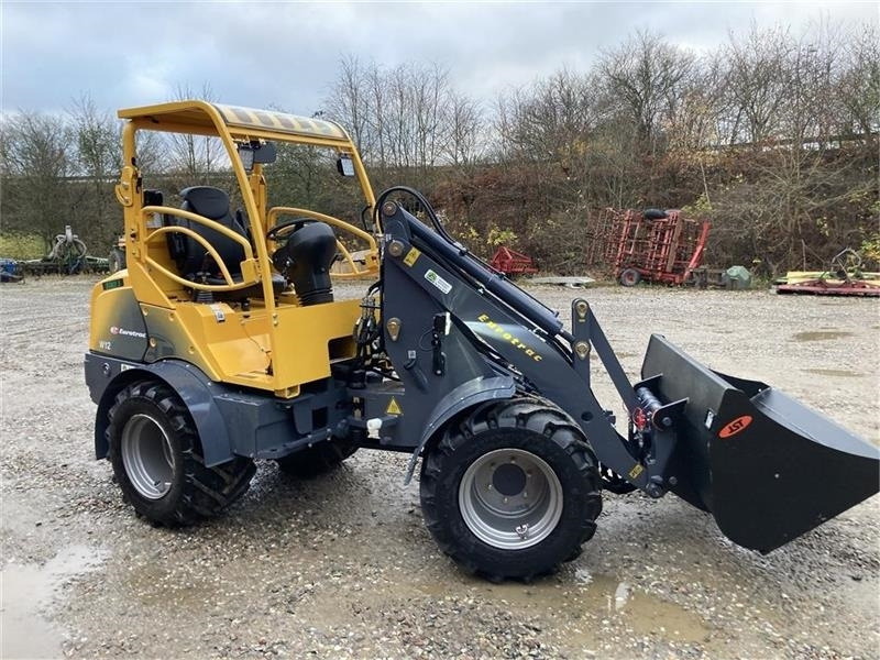 Eurotrac W12F XL lang arm - لودر مفصلي صغير: صورة 4 Eurotrac W12F XL lang arm - لودر مفصلي صغير: صورة 4