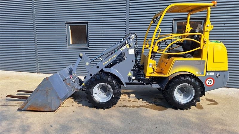 Eurotrac W12  - لودر مفصلي صغير: صورة 2 Eurotrac W12  - لودر مفصلي صغير: صورة 2