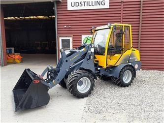 Eurotrac w13f - لودر مفصلي صغير: صورة 1 Eurotrac w13f - لودر مفصلي صغير: صورة 1