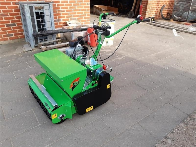 Garden M 73 R2 - آلة البذر: صورة 1 Garden M 73 R2 - آلة البذر: صورة 1