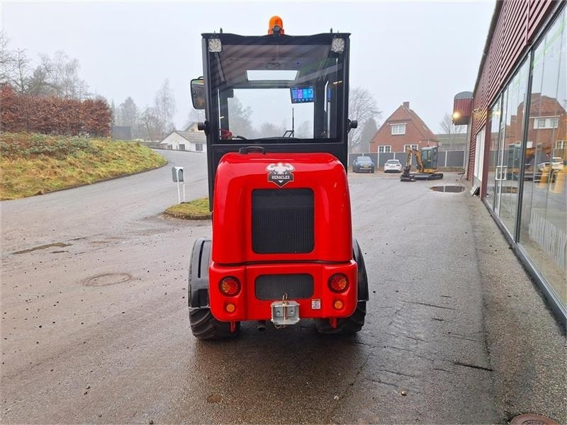 Heracles H220 - لودر مفصلي صغير: صورة 4 Heracles H220 - لودر مفصلي صغير: صورة 4