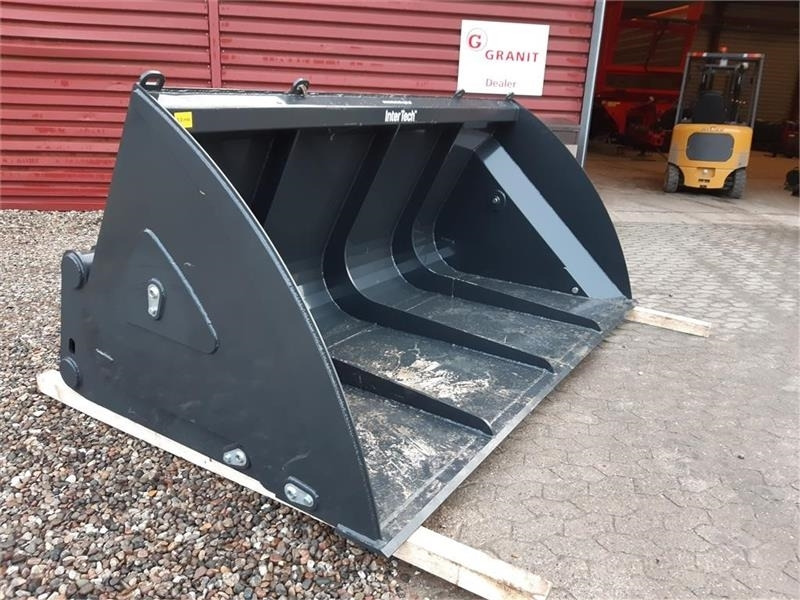 Inter-Tech højtipskovl inter-tech 3 meters - بكت شيول: صورة 1 Inter-Tech højtipskovl inter-tech 3 meters - بكت شيول: صورة 1