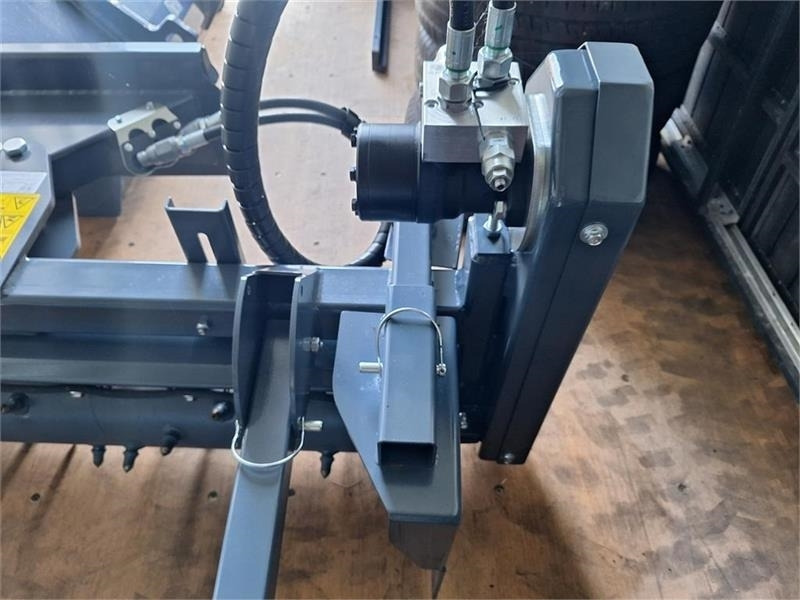 Multione Powerrake - آلة تيبيس العشب/ آلة جمع العشب: صورة 4 Multione Powerrake - آلة تيبيس العشب/ آلة جمع العشب: صورة 4