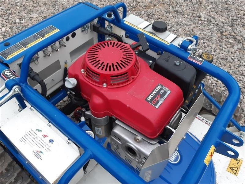 X-rot 70 cm med Honda GXV390 hybrid - جزازة أعشاب الحدائق: صورة 3 X-rot 70 cm med Honda GXV390 hybrid - جزازة أعشاب الحدائق: صورة 3