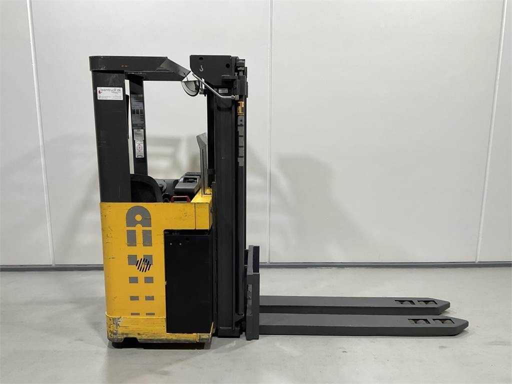 Atlet X/200 STFV SN 320 - آلة التكديس: صورة 1 Atlet X/200 STFV SN 320 - آلة التكديس: صورة 1