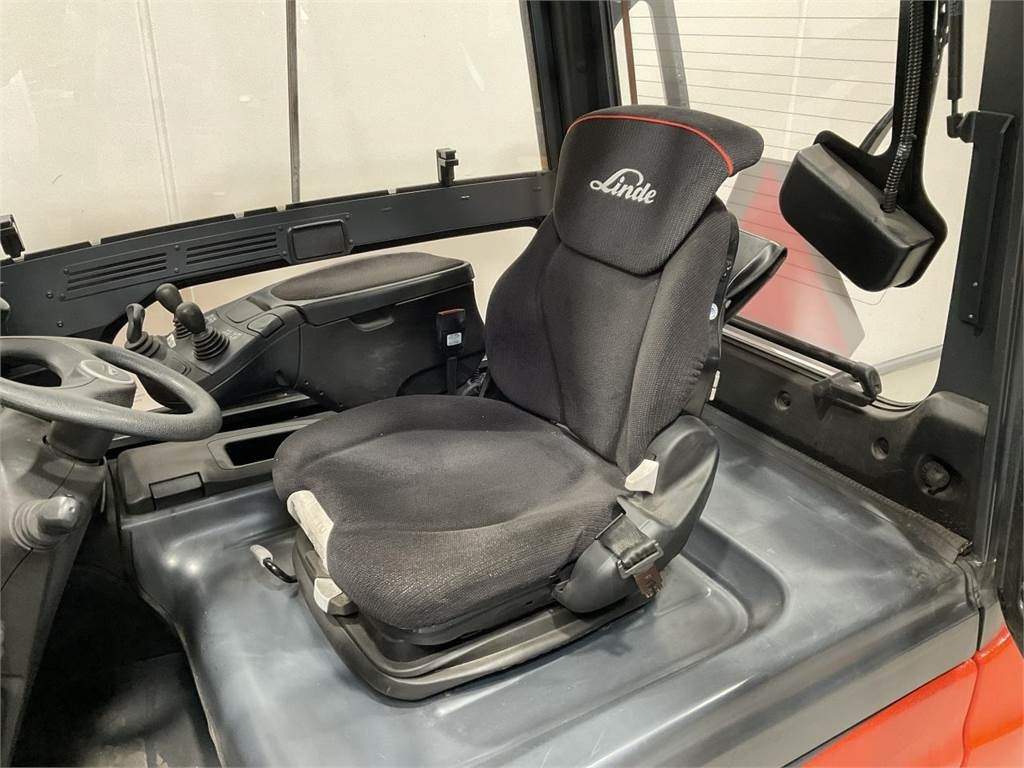 Linde E35L-01 - رافعة شوكية كهربائية: صورة 5 Linde E35L-01 - رافعة شوكية كهربائية: صورة 5