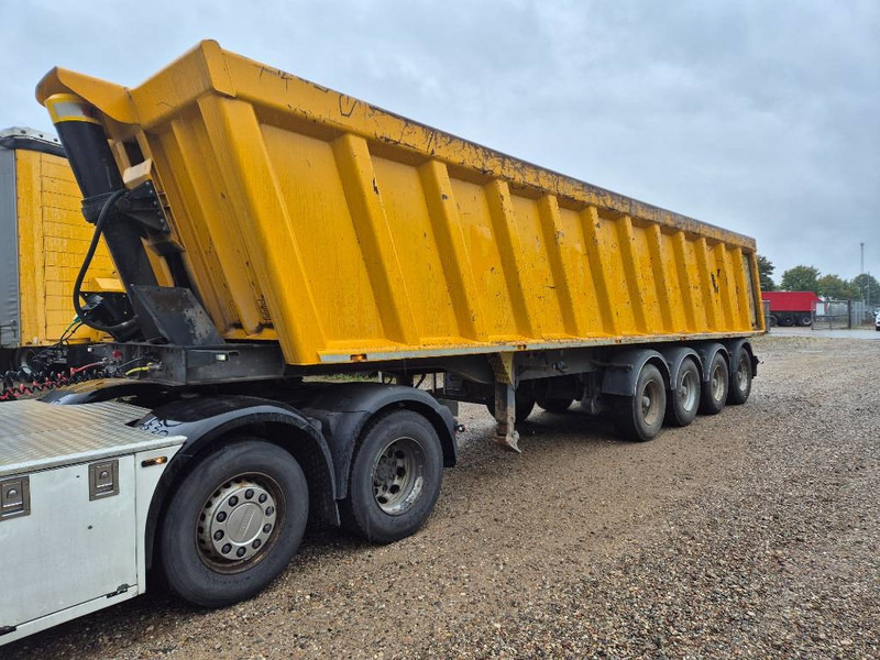 CMT 4 axle Steel Tipper - قلابة نصف مقطورة نصف مقطورة قلابة: صورة 3 CMT 4 axle Steel Tipper - قلابة نصف مقطورة نصف مقطورة قلابة: صورة 3
