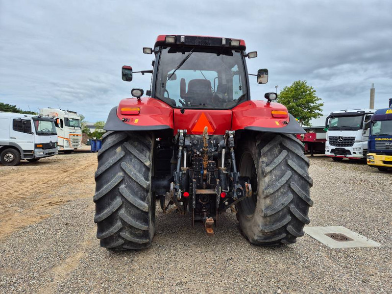 جرار Case IH Magnum 340: صورة 8