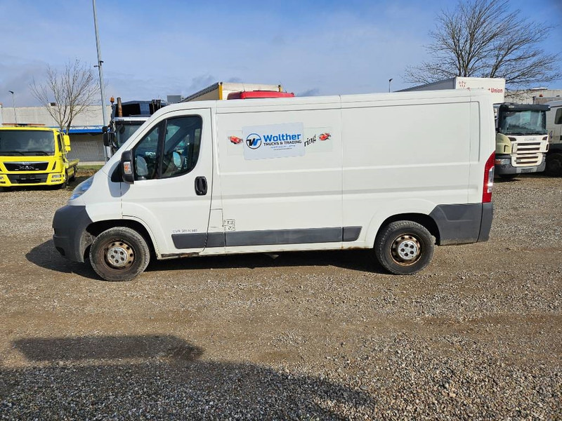 Citroën Jumper 30 2,2 HDi 130 Box - فان المدمجة: صورة 2 Citroën Jumper 30 2,2 HDi 130 Box - فان المدمجة: صورة 2