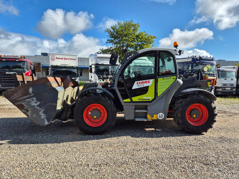 Claas Scorpion 7044 - الآلات الزراعية: صورة 2 Claas Scorpion 7044 - الآلات الزراعية: صورة 2