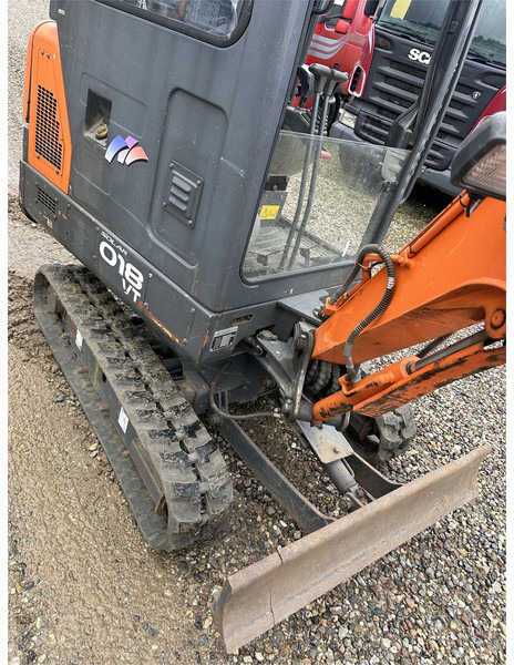 Doosan Slo 18 - 1.8T with bucket packed (Low Hours) - حفارة مُصَّغرة: صورة 4 Doosan Slo 18 - 1.8T with bucket packed (Low Hours) - حفارة مُصَّغرة: صورة 4