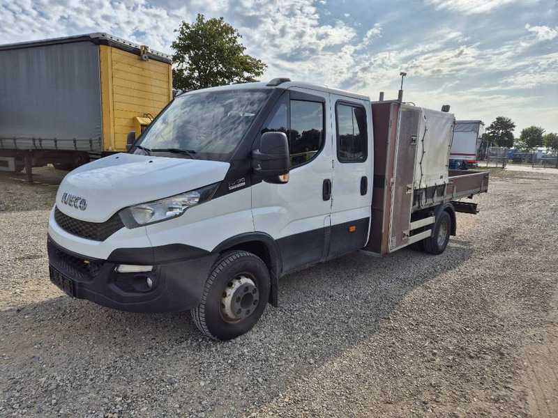 Iveco Daily 70c17 // med lad og presenning - شاحنات مسطحة: صورة 1 Iveco Daily 70c17 // med lad og presenning - شاحنات مسطحة: صورة 1