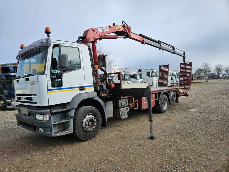 Iveco Eurotech 6x2 // transport // HMF 1483 K3 - شاحنة نقل سيارات شاحنة, شاحنة كرين: صورة 1 Iveco Eurotech 6x2 // transport // HMF 1483 K3 - شاحنة نقل سيارات شاحنة, شاحنة كرين: صورة 1