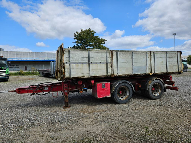 KEL-BERG 2 axle // wire // 3-way tip // radiocontrol - مقطورة نقل الحاويات: صورة 1 KEL-BERG 2 axle // wire // 3-way tip // radiocontrol - مقطورة نقل الحاويات: صورة 1