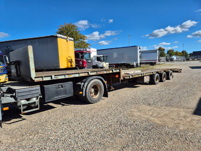 KEL-BERG 3 axle machinetrailer - عربة منخفضة مسطحة نصف مقطورة: صورة 1 KEL-BERG 3 axle machinetrailer - عربة منخفضة مسطحة نصف مقطورة: صورة 1