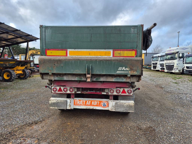 MTDK 3 axle / tipper / - مقطورة قلاب: صورة 4 MTDK 3 axle / tipper / - مقطورة قلاب: صورة 4