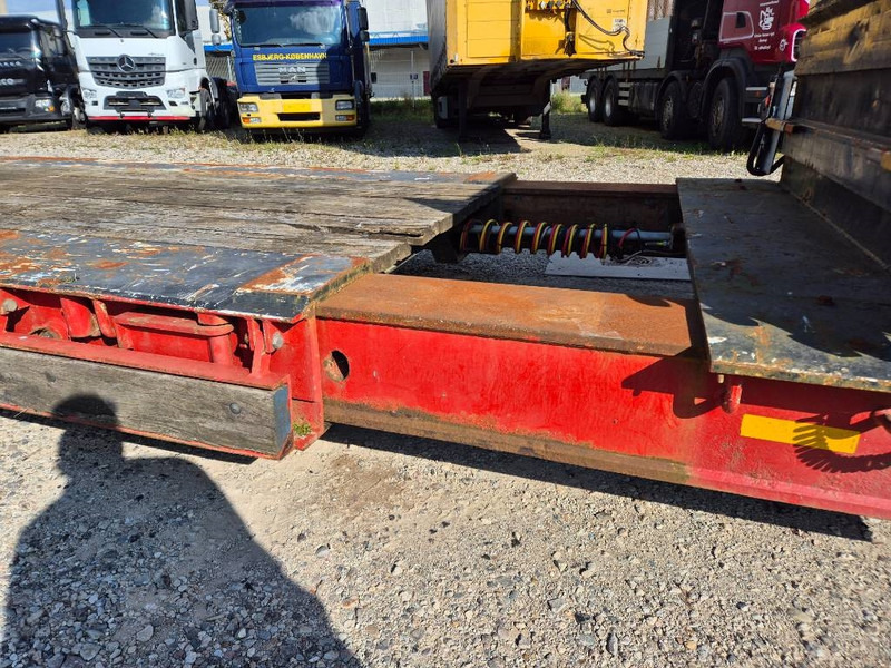 Nooteboom Machine trailer W/ extendable bed & Hyd Ramps - عربة منخفضة مسطحة نصف مقطورة: صورة 5 Nooteboom Machine trailer W/ extendable bed & Hyd Ramps - عربة منخفضة مسطحة نصف مقطورة: صورة 5