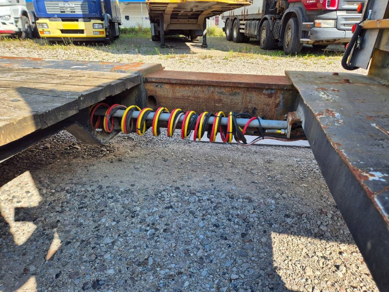 Nooteboom Machine trailer W/ extendable bed & Hyd Ramps - عربة منخفضة مسطحة نصف مقطورة: صورة 4 Nooteboom Machine trailer W/ extendable bed & Hyd Ramps - عربة منخفضة مسطحة نصف مقطورة: صورة 4