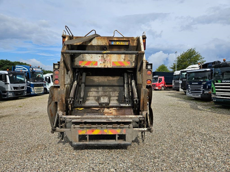 Scania P270 6x2/4 Müllwagen / garbagetruck - شاحنة النفايات: صورة 4 Scania P270 6x2/4 Müllwagen / garbagetruck - شاحنة النفايات: صورة 4