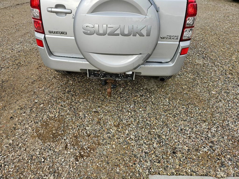 Suzuki Grand Vitara 2,0 GLX aut. Van 5d - شاحنة مغلقة الصندوق: صورة 4 Suzuki Grand Vitara 2,0 GLX aut. Van 5d - شاحنة مغلقة الصندوق: صورة 4