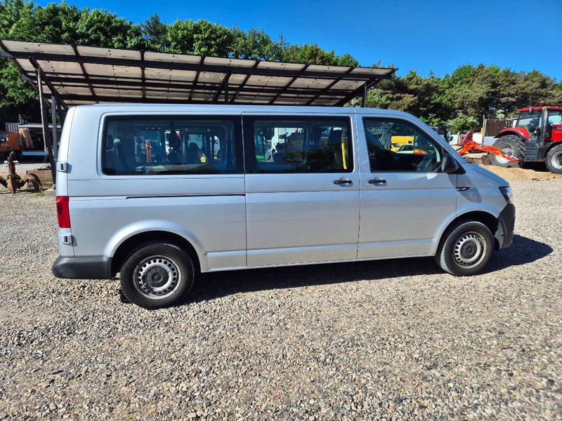 Volkswagen Transporter 2,0 TDi 102 Kombi lang 4d 9 prs - سيارة: صورة 5 Volkswagen Transporter 2,0 TDi 102 Kombi lang 4d 9 prs - سيارة: صورة 5
