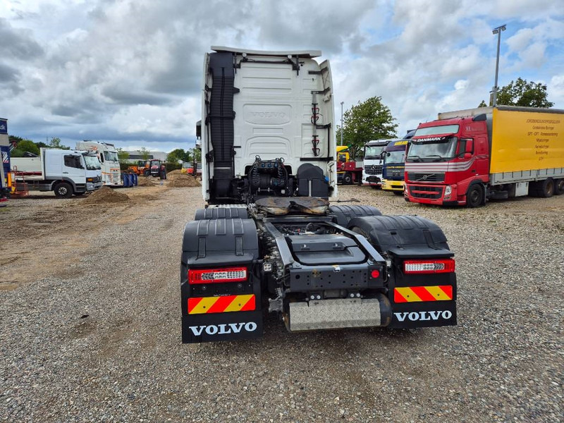 Volvo FH 500 6x2 // ACC // 10 Wheeler // Low km - وحدة جر: صورة 4 Volvo FH 500 6x2 // ACC // 10 Wheeler // Low km - وحدة جر: صورة 4