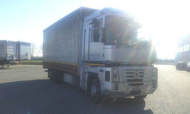 Renault MAGNUM 480 - شاحنة ستارة: صورة 4 Renault MAGNUM 480 - شاحنة ستارة: صورة 4