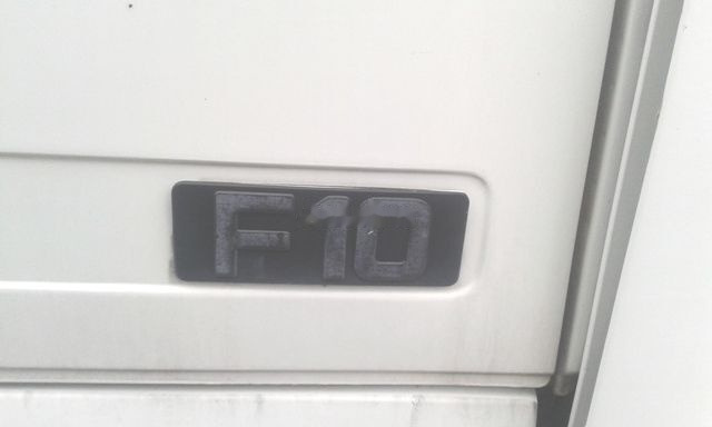 Volvo F.10 - شاحنات مسطحة: صورة 3 Volvo F.10 - شاحنات مسطحة: صورة 3