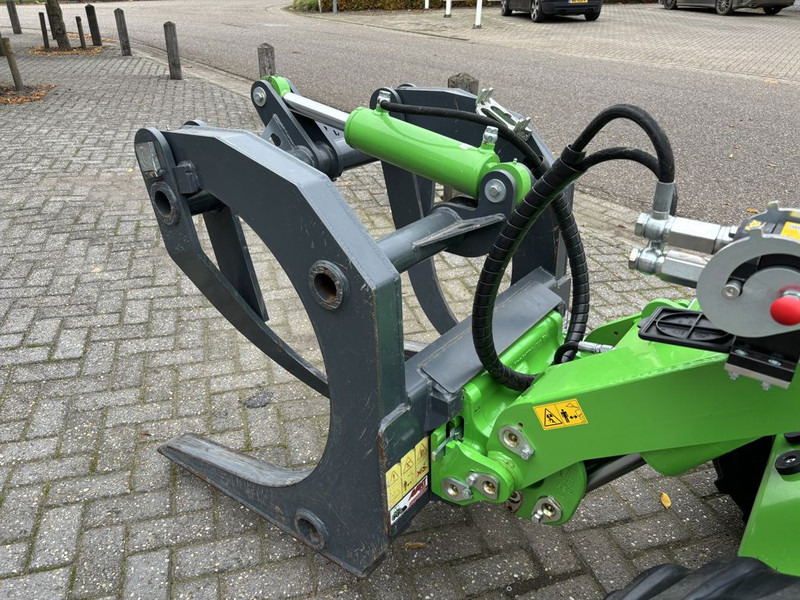 Avant Boomstammenklem, HD, hydraulisch, 0,4 m2 - معدات الغابات: صورة 2 Avant Boomstammenklem, HD, hydraulisch, 0,4 m2 - معدات الغابات: صورة 2